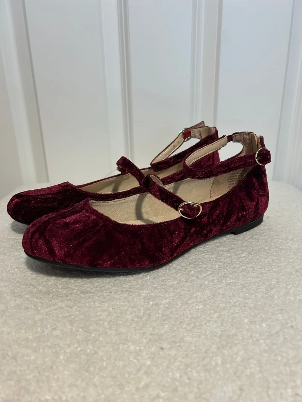 No Boundaries Burgundy Velvet Mary Jane Flats Women’s Size 7 - Picture 1 of 3
